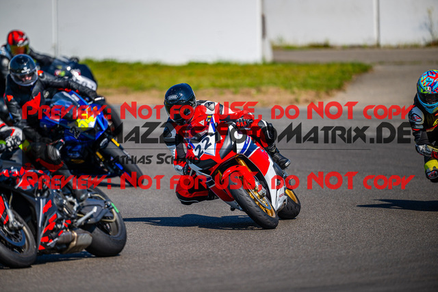 MaZZes_FotoMatrix_240520_6021986_5998 | Fotograf Mathias Schmid
Sportfotograf,
Eventfotograf,
Hochzeitsfotograf,
Portraitfotograf