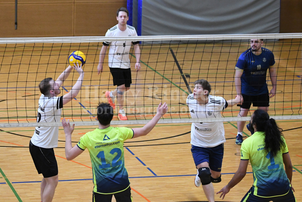 TSV Plattling Volleyball : TSV 1861 Deggendorf II | Ha-Ri; Sportfotografie Ha-Ri; Sporfotografie Harry Rindler; Sport Deggendorf; Sportbilder Deggendorf; Sportfotos Deggendorf; Sportfotos Niederbayern; Sportbilder Niederbayern; Amateursport Niederbayern; Bayern;  - Realisiert mit Pictrs.com