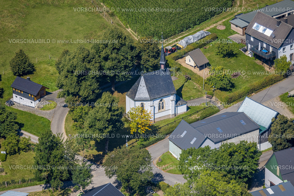 Drolshagen250810114 | Luftbild, Pilgerkirche St. Michael im Ortsteil Sendschotten, Hützemert, Drolshagen, Sauerland, Nordrhein-Westfalen, Deutschland