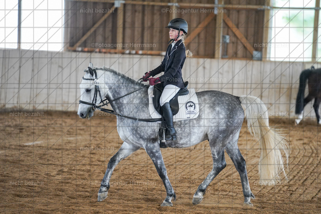 20230521-FAH06028 | Frühjahrsturnier, Landsberg am Lech, 2023, Reitclub Landsberg, Turnierbilder, Fotos Turnier Landsberg, Fotoagentur Herrmann, Turnierfotografen Bayern, Reitsport Fotograf, Pferde Fotograf