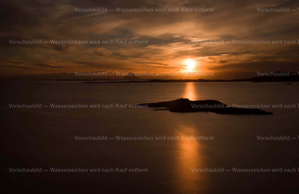 Mitternachtssonne am Polarkreis | bei Bodö in Norwegen - Realisiert mit Pictrs.com