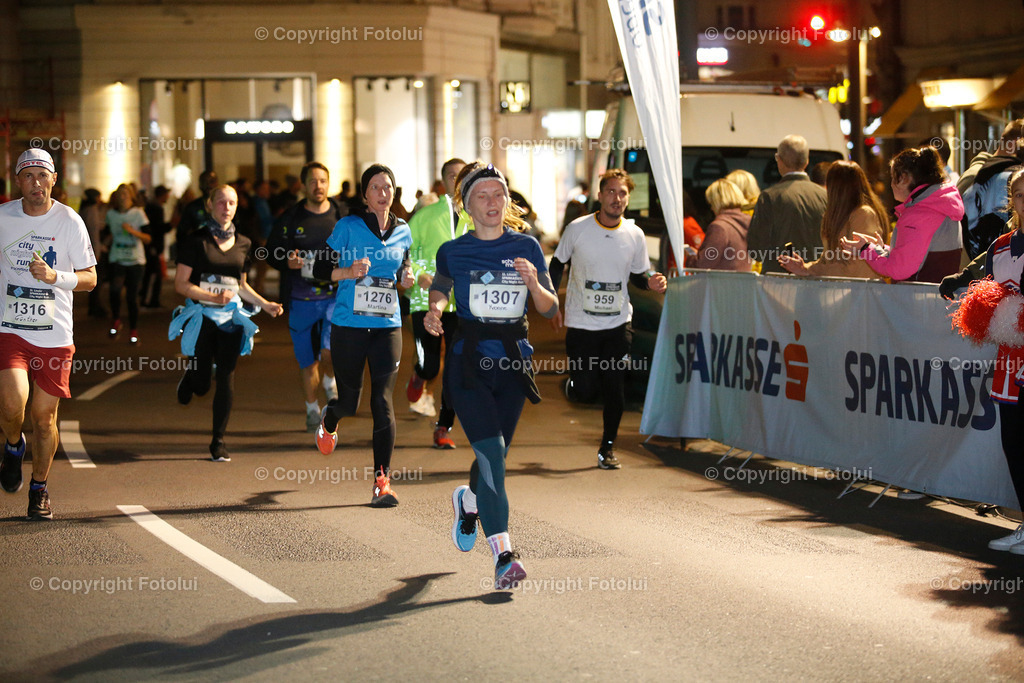 LINZERSPARKASSECITYNIGHTRUN_41 | bilder, linz, photo, foto, fussball, sport, fotolui, bundesliga