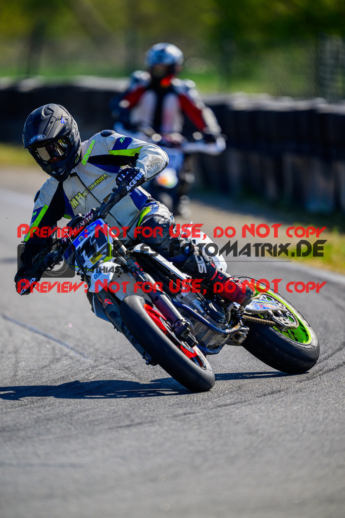 MaZZes_Fotomatrix_20250404_6007705_9106 | Fotograf Mathias Schmid
Sportfotograf,
Eventfotograf,
Hochzeitsfotograf,
Portraitfotograf