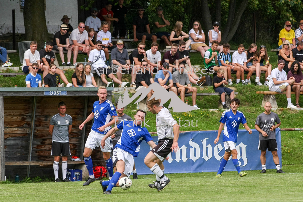 993T5680 | am Ball, Marius Weinberger