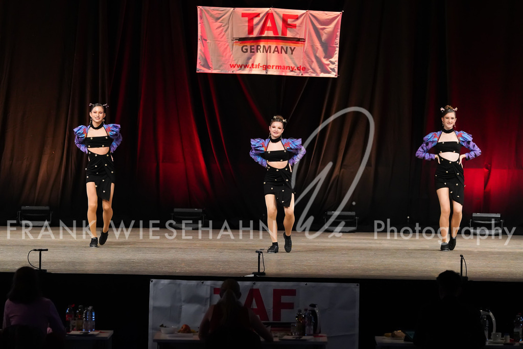 FW702086 | FRANK WIESEHAHN MEDIA - Realisiert mit Pictrs.com