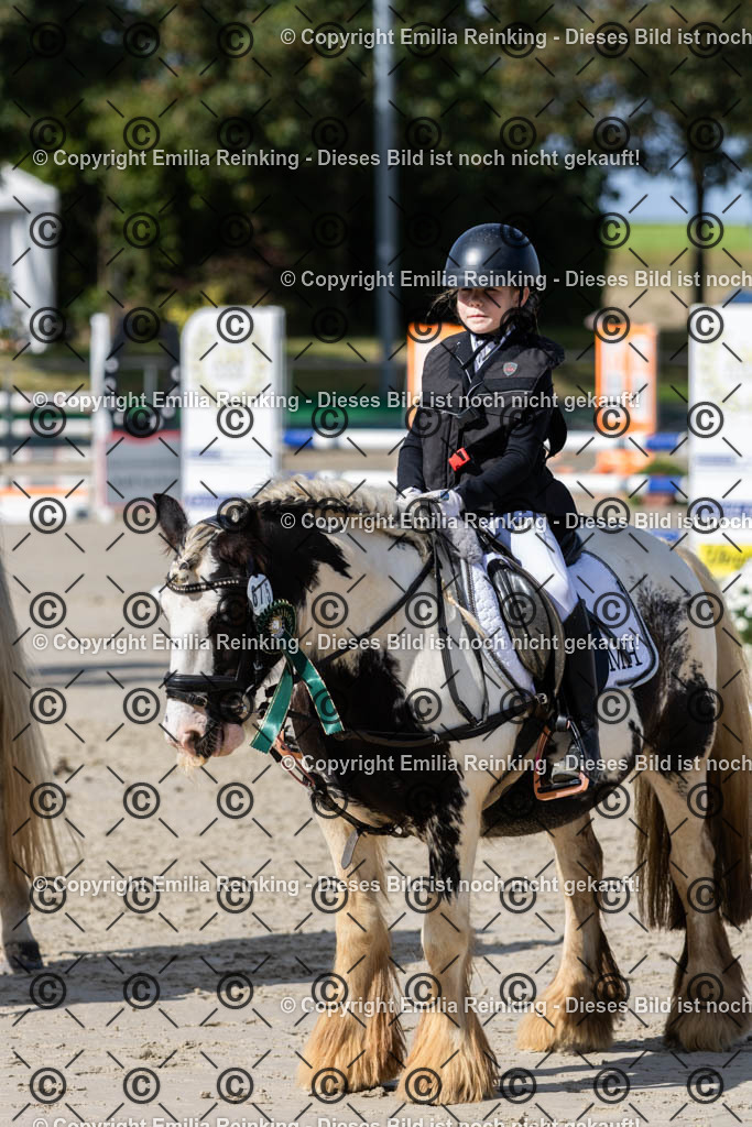 CL5A2040 | Emilia Reinking Fotografie - Realisiert mit Pictrs.com