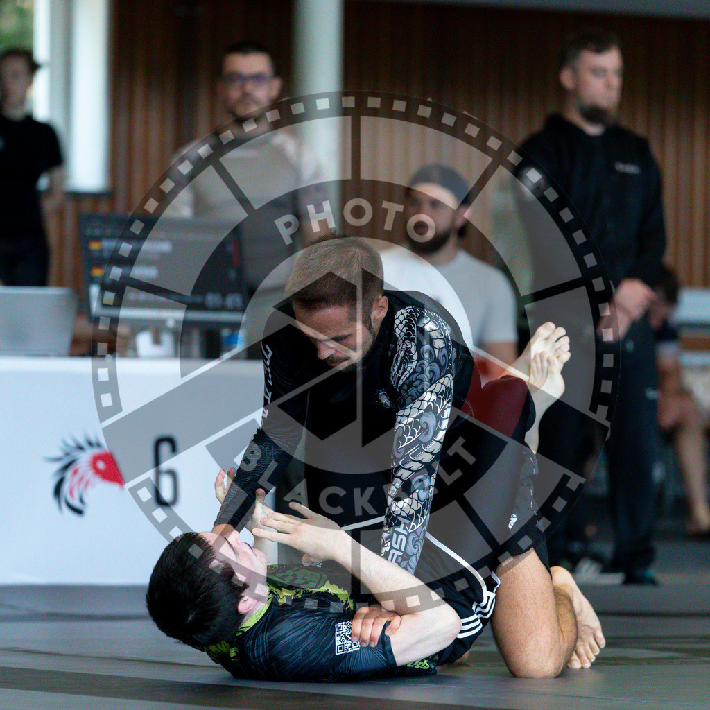 20240608PBB00832 | Fighters compete during the ILLCS VII summer edition luta livre competition in Hannover, Germany, on June 8, 2024.