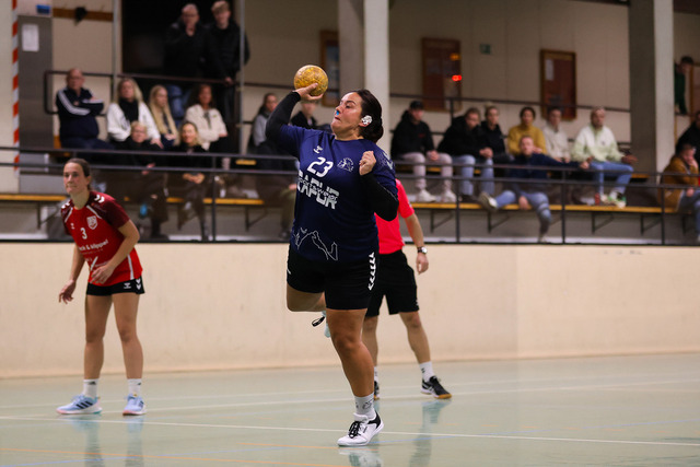 Handball I Damen I Saison 2025-2026 I Verbandsliga Süd I HSG Kalkberg 06 - MTV Dänischenhagen I 14.12.2025.222 | Svenja Hamel (23, HSG Kalkberg 06) - Realisiert mit Pictrs.com