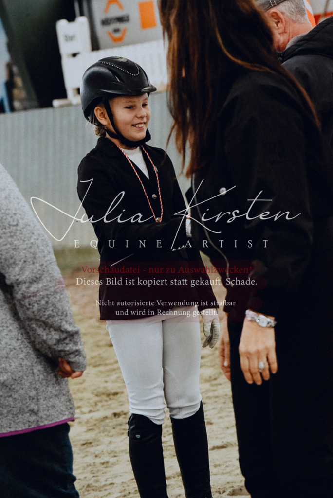 DSC_7096 | Pferde- und Turnierfotografie in Westsachsen. Pferdeportraits, Auftragszeichnungen und intuitive Kunst.