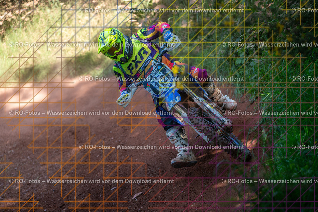 Wolfshausen 3 Lauf -837 | Sportfotografie von RO-Fotos: Motorsport, Motocross, Enduro, Laufveranstaltungen und Triathlon. Professionelle Fotos von Sportlern und Events. - Realisiert mit Pictrs.com