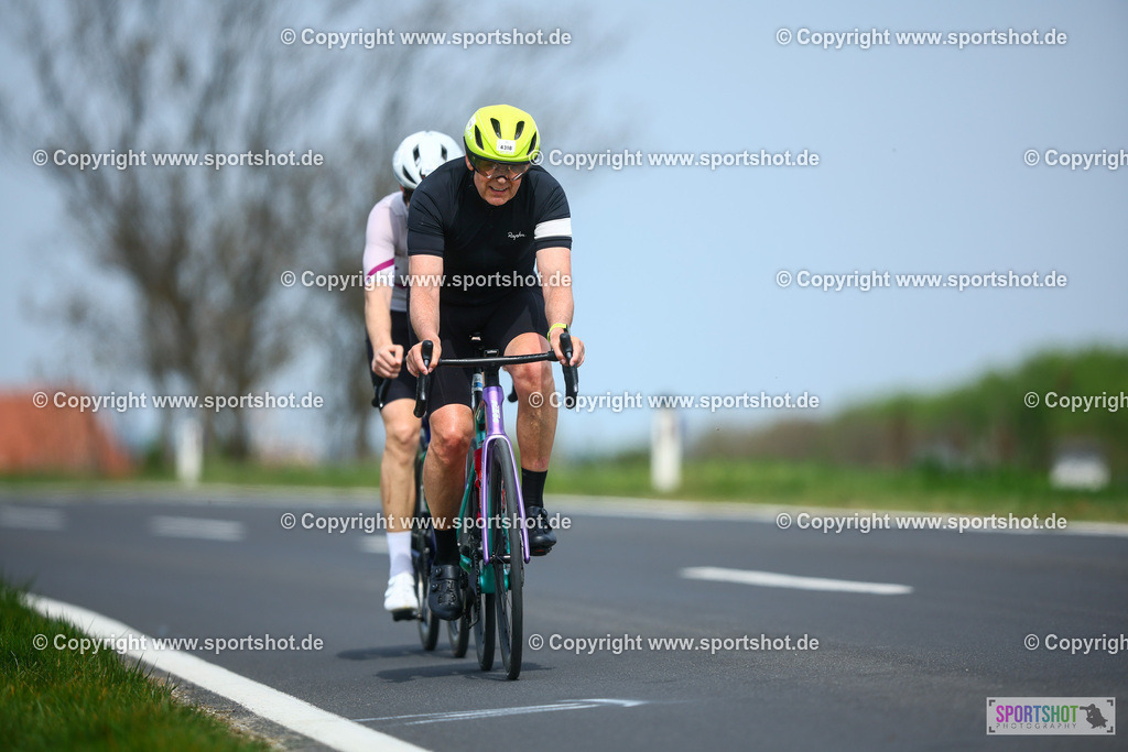 250_TRA56375 | Neusiedlersee Radmarathon 2026@sportshot_your_pictrs #yourpictures#roadtowm2029 #nrm #neusiedlerseeradmarathon #neusiedlersee #neusiedlerseetourismus #burgenland #mörbisch #nrm26 #burgenlandtourismus #voglundco #poweredbyburgenlandtourismus #radsport #rad #marathon #ucigranfondo #visitburgenland #ucigranfondoworldseries