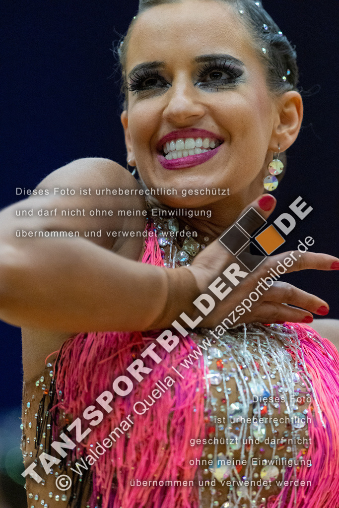 20230114-13938 | Hier finden Sie Tanz Bilder vom Latein und Standard Formationen tanzen. Sportbilder vom Tanzsport. Schöne Fotos und von Weltmeisterschaft, Europameisterschaft, Bundesliga, Regionalliga, Oberliga und Landesliga sowie von GOC Stuttgart, DanceComp, WM Bremen