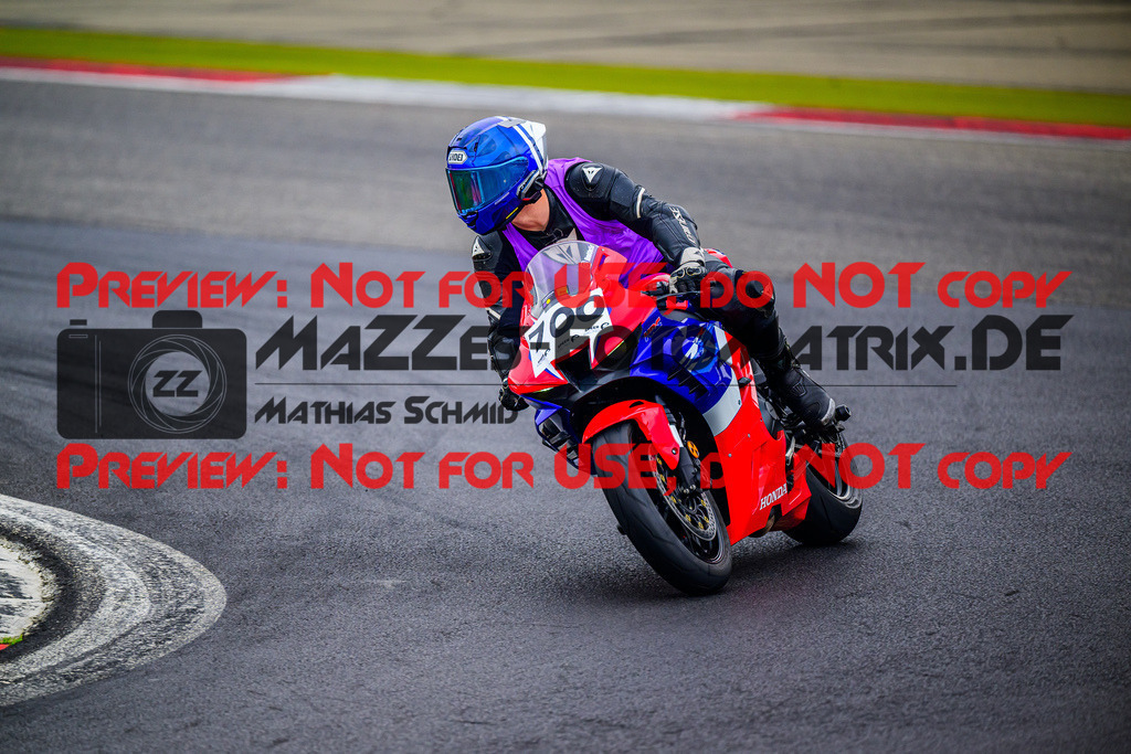 MaZZes_FotoMatrix_240717_6007705_2888 | INST