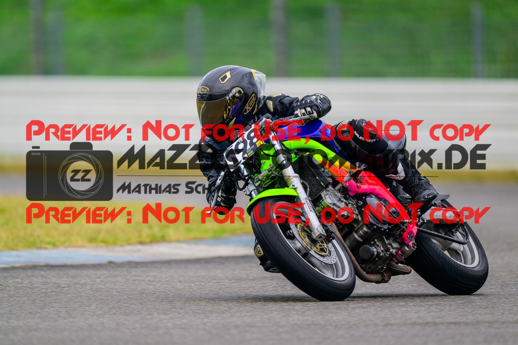 MaZZes_Fotomatrix_20240923_6007705_2604 | Fotograf Mathias Schmid
Sportfotograf,
Eventfotograf,
Hochzeitsfotograf,
Portraitfotograf