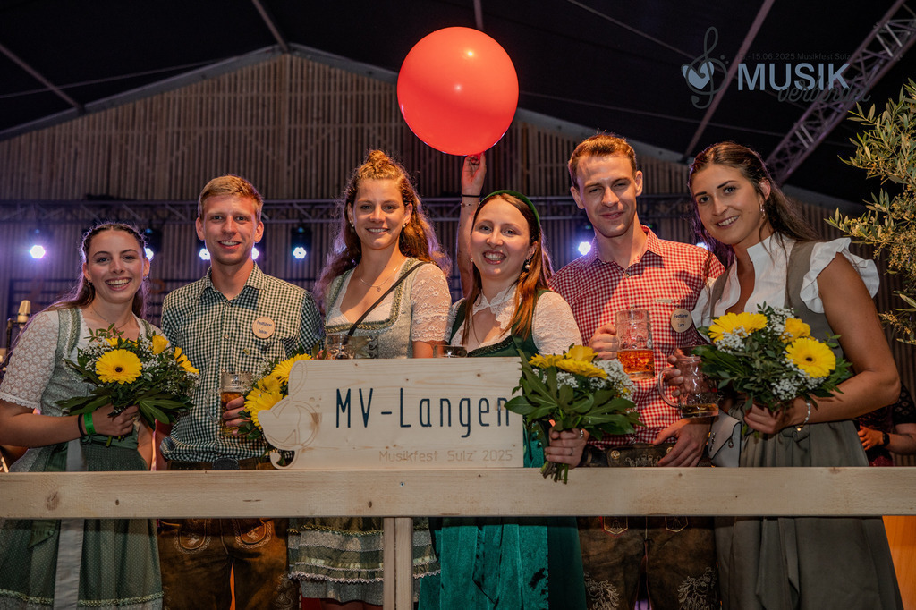 DSC_4804 | "Fussifoto.com – Ihr Ansprechpartner für hochwertige Fotografie! Entdecken Sie kreative Bilder und professionelle Dienstleistungen. Kontaktieren Sie uns für Ihre Projekte!"