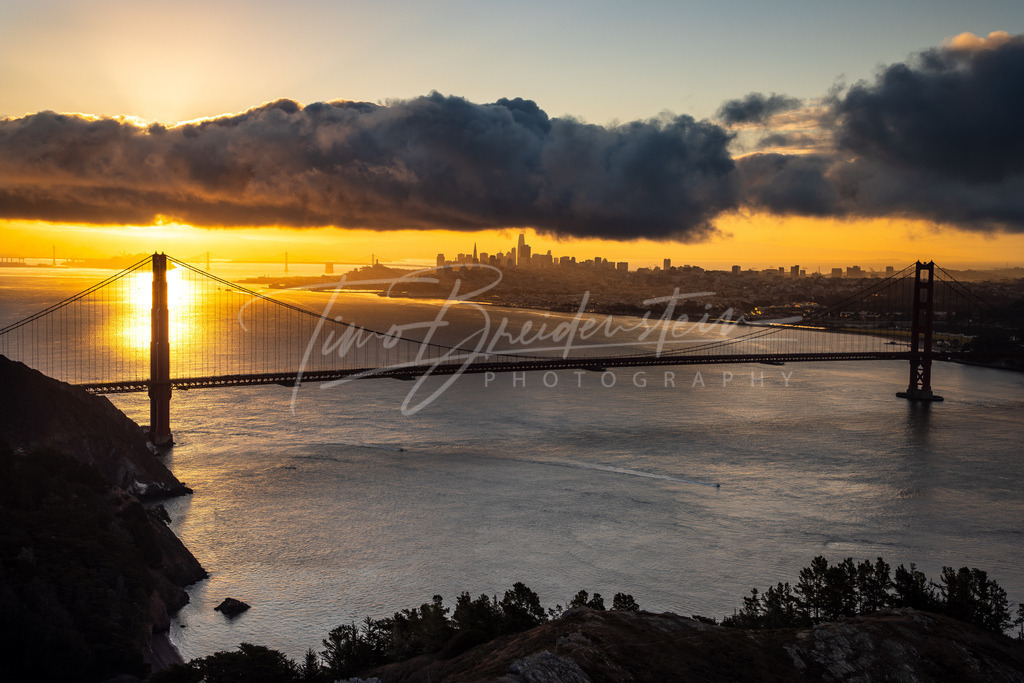 2N8A8009 | Buy high-quality aviation and travel photography prints by professional photographer Timo Breidenstein. Authentic images, professionally printed, worldwide shipping. - Realisiert mit Pictrs.com