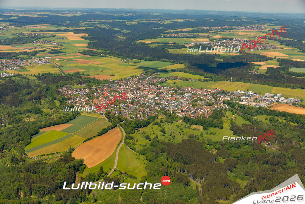 Das Luftbild zeigt : Lindach Schwäbisch Gmünd - Die Luftaufnahme wurde 2024 vom UL-Flugzeug aus erstellt ( keine Drohne ) - Hochauflösende Luftaufnahme - Für grossformatige Ausdrucke geeignet. Die Geschenkidee !Mit Lizenz und Bildrechte bestellbar