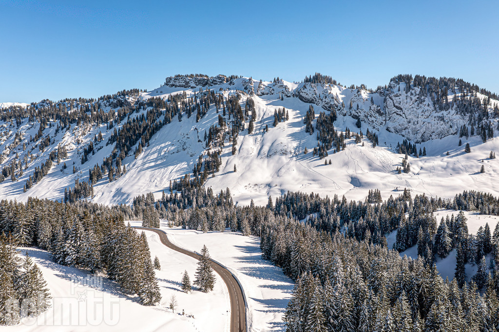 PS-Winter-2026-85 | Entdecke die größte Bildgalerie der Region mit Fotografien aus dem Allgäu, der Bodenseeregion, Oberschwaben, dem Donautal und der Schwäbischen Alb. Landschaften, Luftaufnahmen und Reisefotografie als Wandbild und Fotokunst. - Realisiert mit Pictrs.com