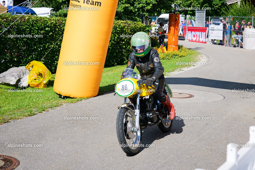 P1025841 | Erleben Sie atemberaubende, hochqualitative Fotos Ihrer Fahrt entlang der malerischen Alpenstraßen. Besuchen Sie alpineshots.com, um professionelle Aufnahmen Ihrer unvergesslichen Reise zu finden und zu kaufen - Realisiert mit Pictrs.com