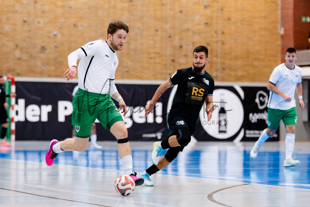 Futsal-Bundesliga, Saison 2025/2026, 9. Spieltag: SC Preußen Münster - YB Balkan Pfarrkirchen | Futsal-Bundesliga, Saison 2025/2026, 9. Spieltag, SC Preußen Münster empfängt YB Balkan Pfarrkirchen in der Universitäts-Sporthalle in Münster. Foto: sportfotografie.ms | Markus Paletta - Realisiert mit Pictrs.com