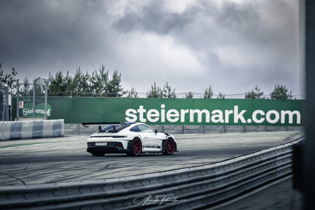 R6PZ0987 _Alexander Tschuncky | Entdecken Sie die faszinierende Welt von Alexander Tschuncky Arts: Kreative Fotografie, atemberaubende Automobilkunst und hochwertiger Bilderdruck. Lassen Sie sich inspirieren! - Realisiert mit Pictrs.com