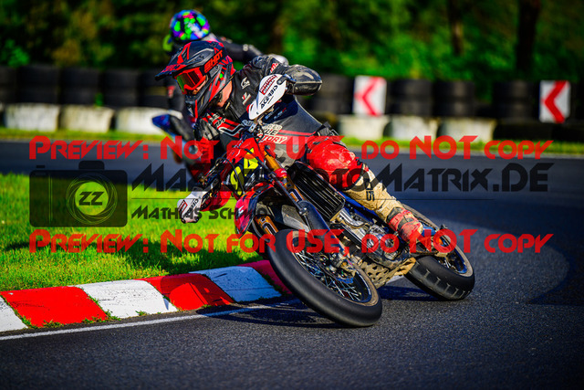 MaZZes_FotoMatrix_240511_6021986_8799 | UE40