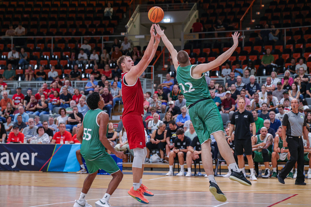 BAYER GIANTS vs VET-CONCEPT Gladiators Trier Test-117 | Fotos von Basketballspielen aus dem Raum NRW fotografiert von Gero Mueller-Laschet und Daniel Schaefer - Realisiert mit Pictrs.com