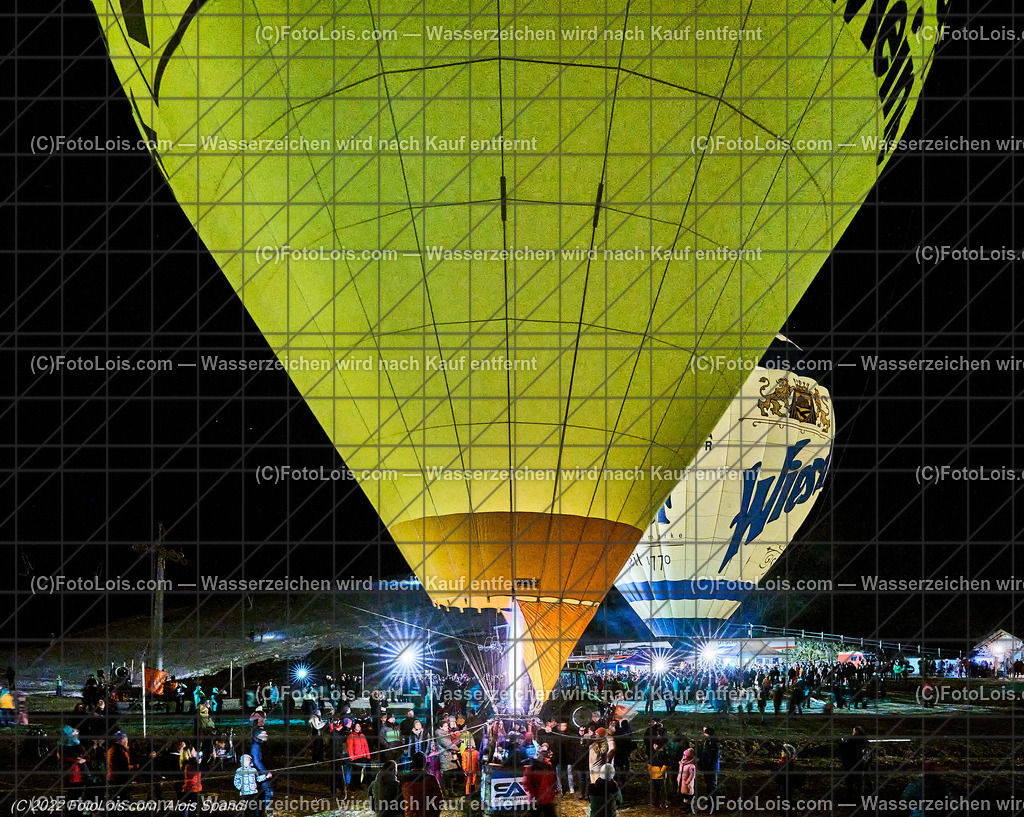 ALP0434_Nacht der Ballone_Lackenhof | (C)FotoLois.com, Alois Spandl, 'Nacht der Ballone' des Ballonclub ÖTSCHERLAND in Lackenhof/Weitental, gemeinsame Veranstaltung mit Tourismusverband ÖTSCHER, Mi 28. Dezember 2022.