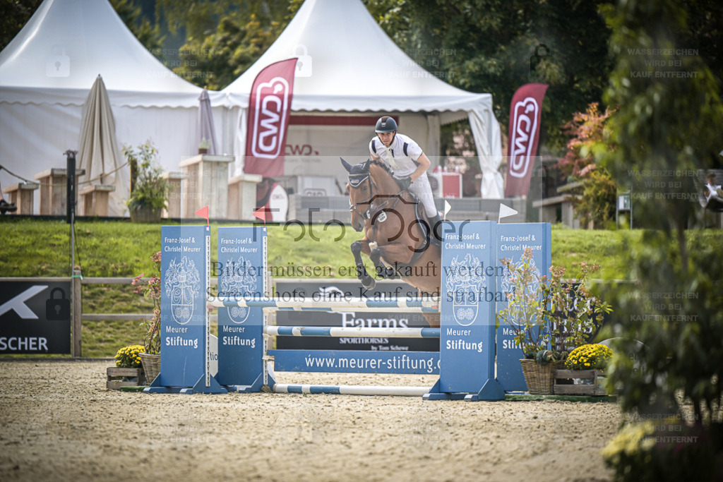 DOS_5831 | Entdecke hochwertige Reitturnierfotos von Foto Oger. Professionell, emotional und authentisch – jetzt Lieblingsmomente im Shop bestellen. - Realisiert mit Pictrs.com