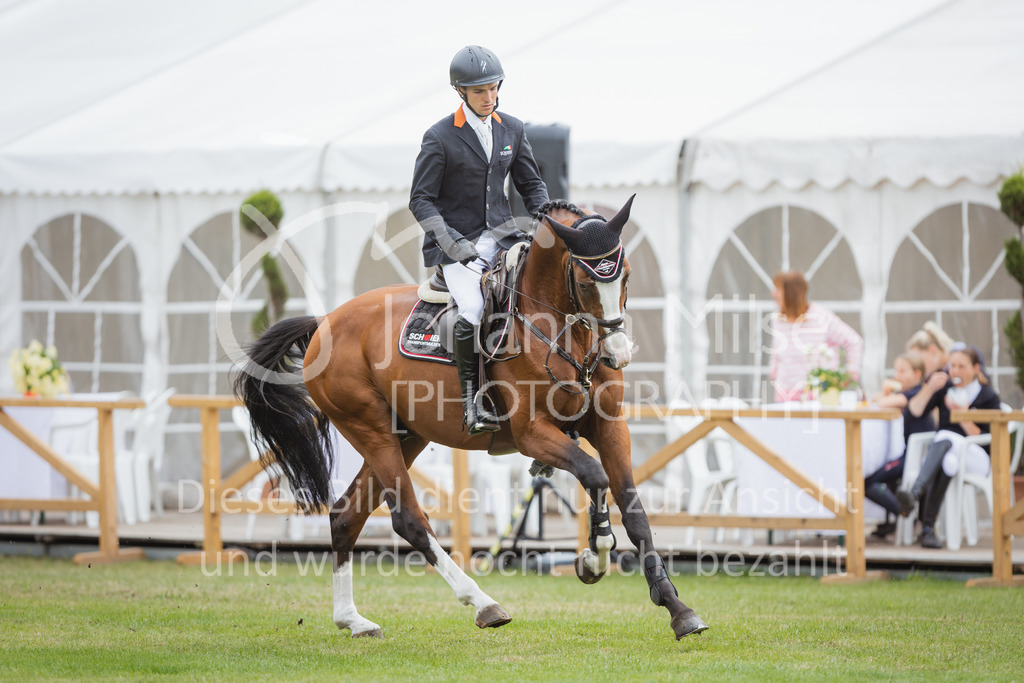 220715_LC_SprPfA-121 | Deine schönsten Turniermomente als professionelle Fotos! Entdecke hochwertige Pferdesport-Fotografie im Online-Shop. Jetzt Fotos finden & bestellen!