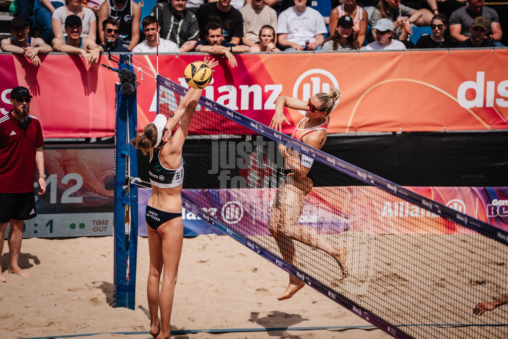 Beachvolleyball | Männer | Allianz German Beach Tour 2025 | Tourstop Hamburg | 31.05.2025 | Louisa Lippmann beim Angriff