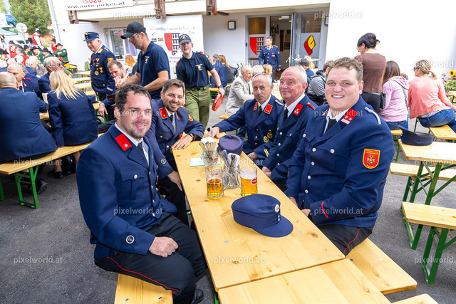 FFreiwillige Feuerwehr Sirnitz - Segnung des neuen Rüsthaus | Bildershop von pixelworld.at - Realisiert mit Pictrs.com