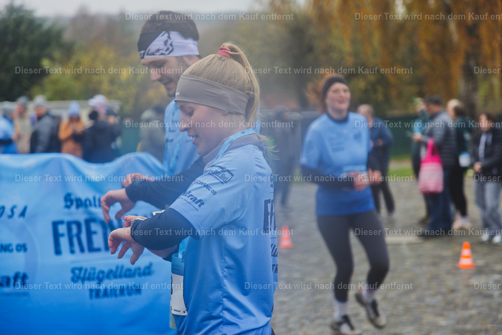 cineathletes-huegelland-2025-11-09-13-08-32 | Sportfotografie rund um Obstacle Course Racing und Trail Run - Realisiert mit Pictrs.com
