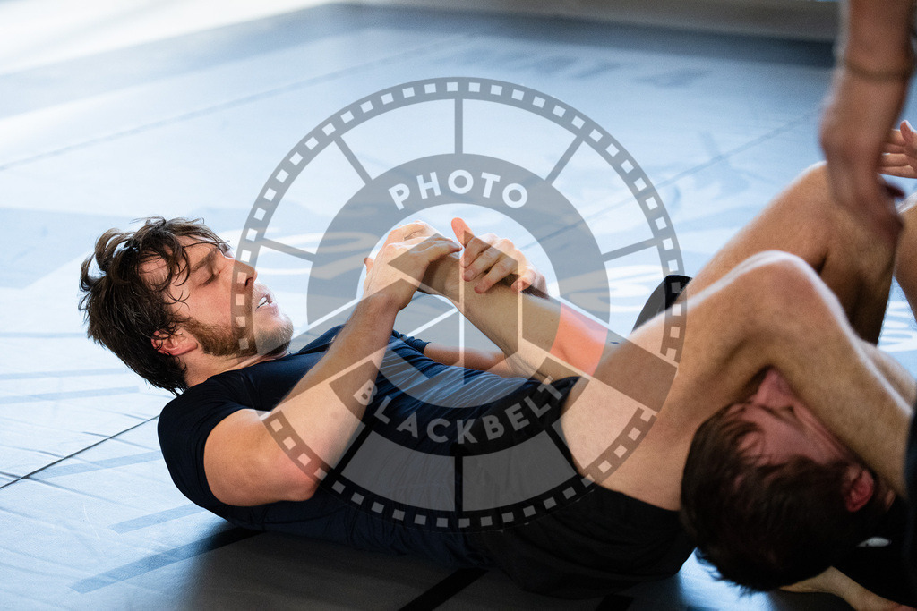 20251129PBB7090 | Fighters compete during the luta livre competition ILLCS XI winter edition on November 29, 2025 in Hannover, Germany.