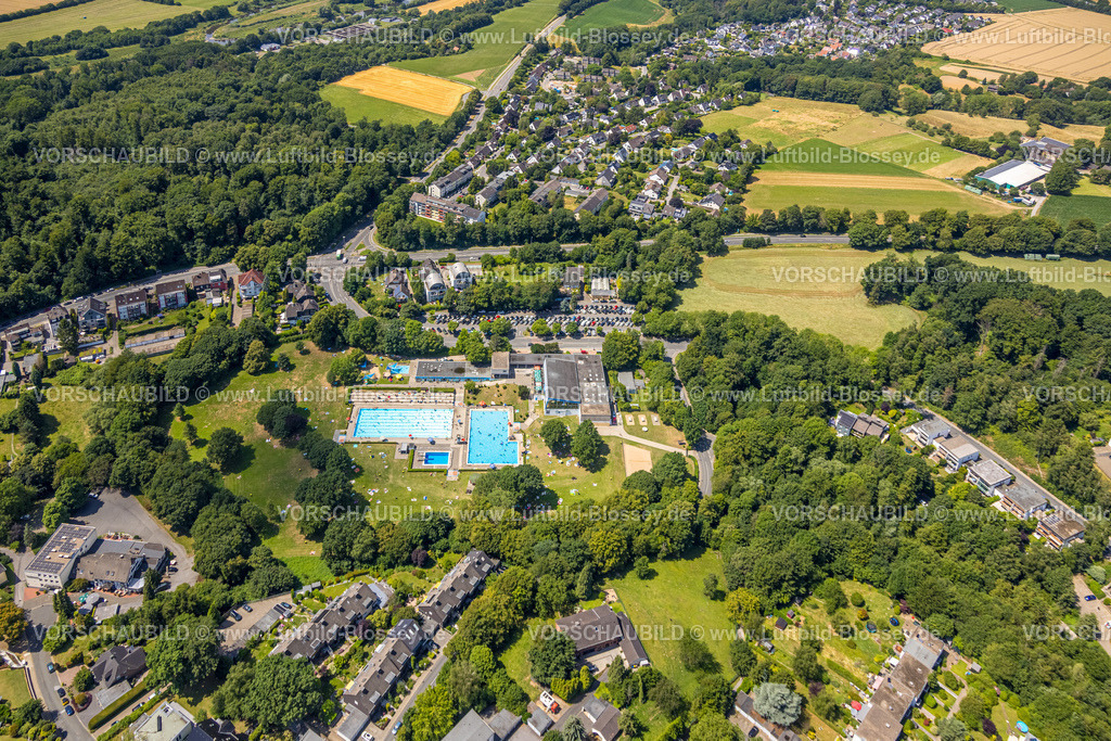 Essen230708000Kettwig | Luftbild, Schwimmzentrum Kettwig, Badegäste, Kettwig, Essen, Ruhrgebiet, Nordrhein-Westfalen, Deutschland