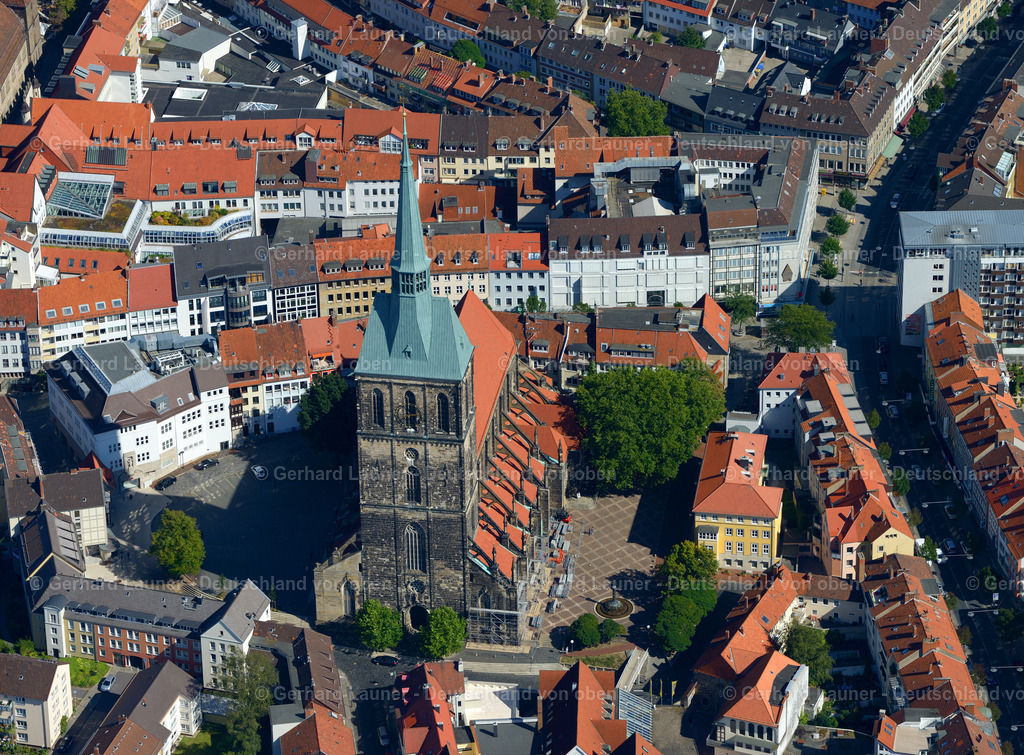 3292880 | Die evangelisch-lutherische Bürgerkirche St. Andreas ist eine der großen Hauptkirchen von Hildesheim