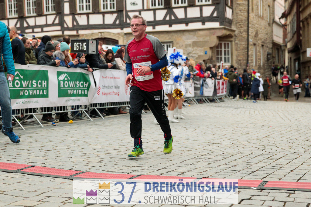 VR Bank Hauptlauf 10000m | 3 Koenigslauf 2023 - Realisiert mit Pictrs.com
