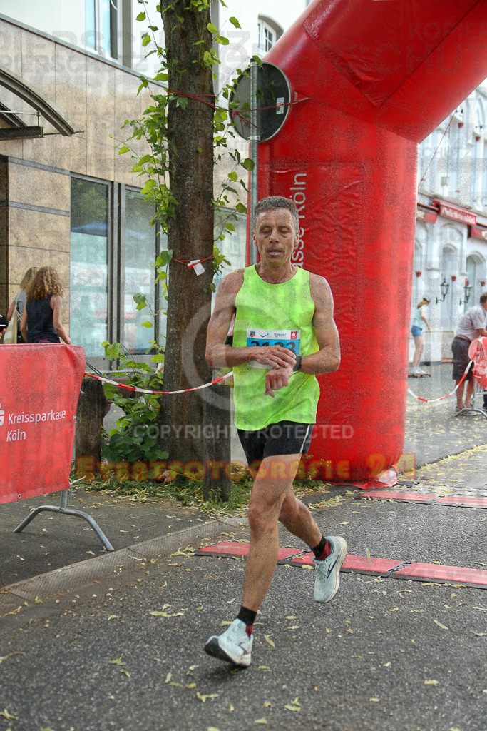 220625_1627_EX1_4635 | Sportfotografie im Rhein-Sieg Kreis, Köln, Bonn, NRW, Rheinland Pfalz, Hessen, etc. Unser Tätigkeitsfeld umfasst den Laufsport vom Volkslauf über den Marathon, Duathlon, Triathon bis zum Ultralauf wie Kölnpfad Ultra oder Schindertrail.