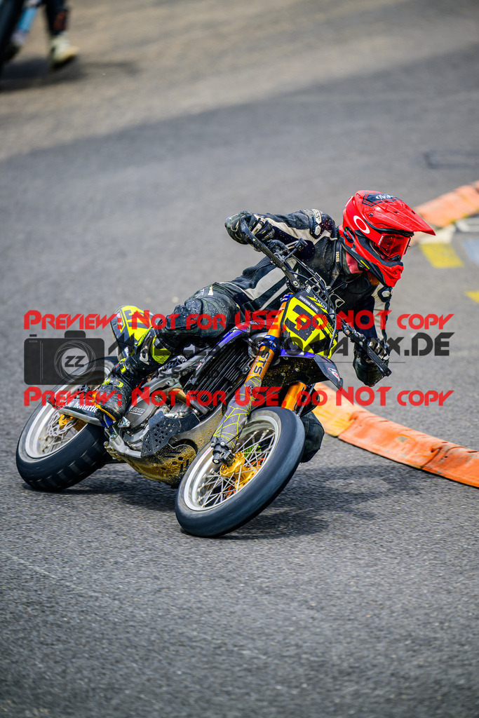 MaZZes_FotoMatrix_240608_6007705_7008 | SWISS S1