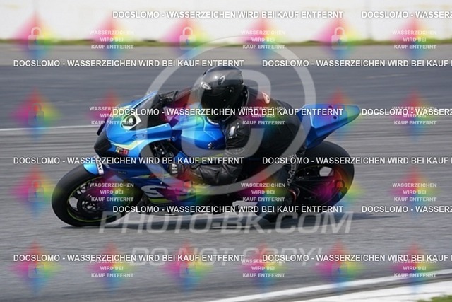 2022_05_10_PBK_33309 | Sportfotografie; SlowMotion; Video; Rennstrecke; Hafeneger; RSE; Speer; Trackday; Motorsportarena; Hockenheimring; Brno; Most; Barcelona; Valencia, Benny; Kaetzmer;