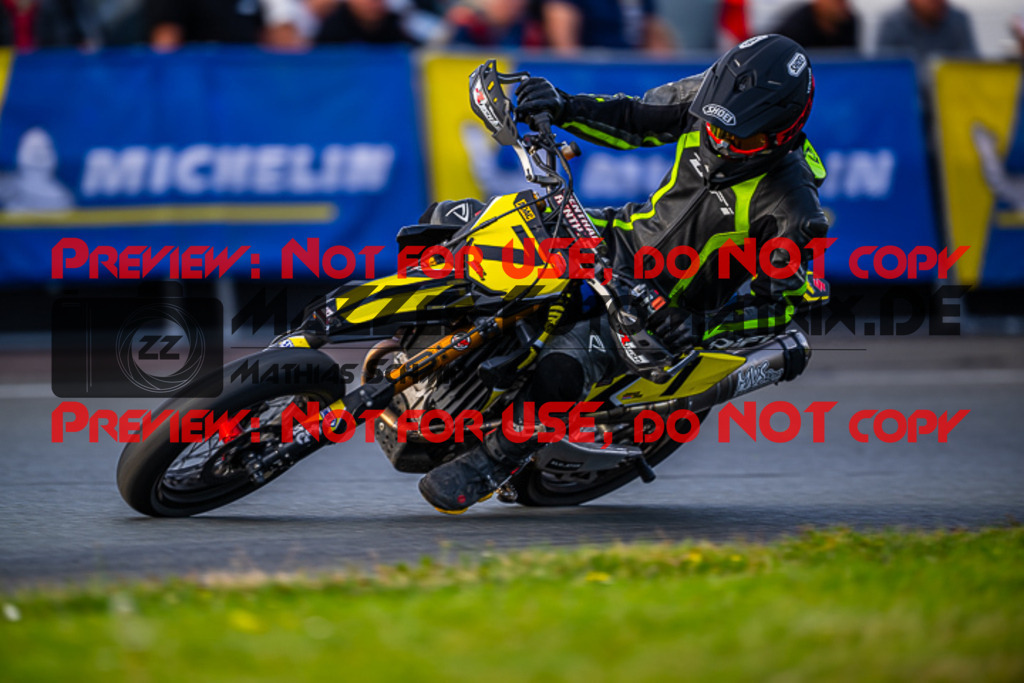 MaZZes_FotoMatrix_231001_7727 | S1