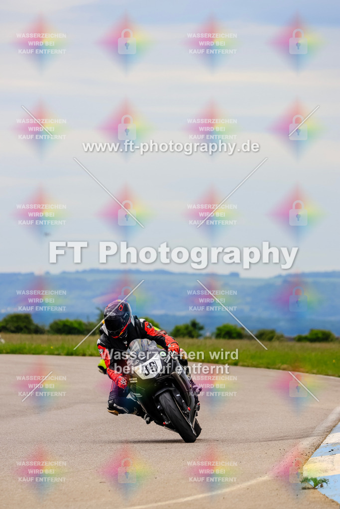 MotoTeam-2850 | Hier findet Ihr Bilder von Touristenfahrten auf der Nürburgring Nordschleife oder von anderen Veranstaltungen die ich besucht habe. Viel Spass beim Durch Schauen 