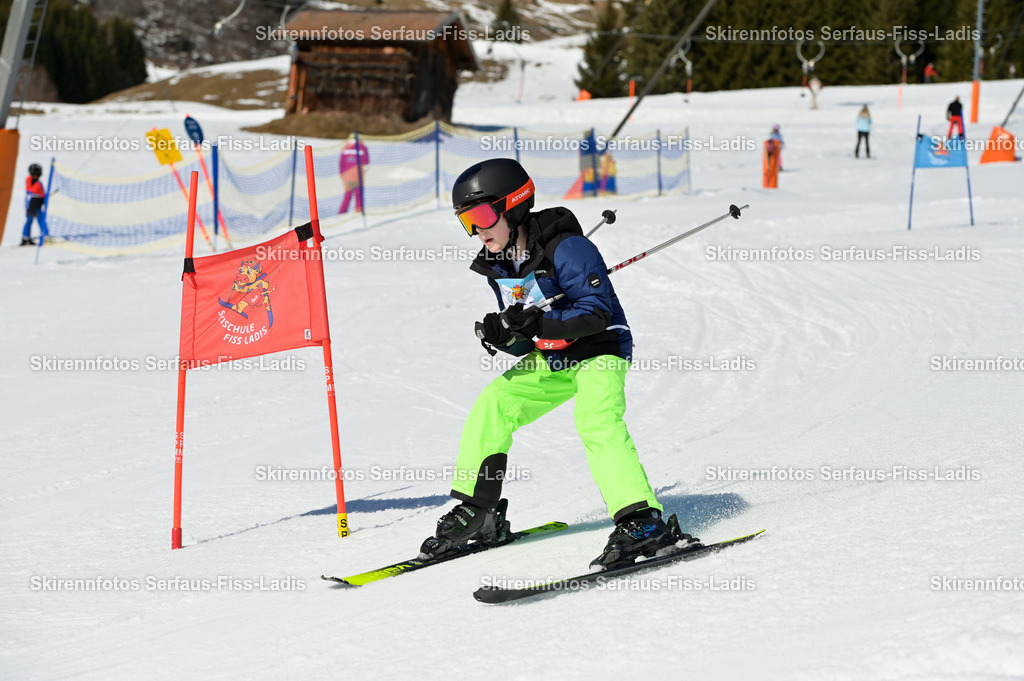 SRF_27.02.2026_747 | Skirennfotos,Serfaus,Fiss,Ladis,Kinderskirennen,Winter,Tirol,Oberland,skirace,SFL,feelfree,weil wir's genießen,ski,Ski,skifahren,Sonnenplateau, - Realisiert mit Pictrs.com
