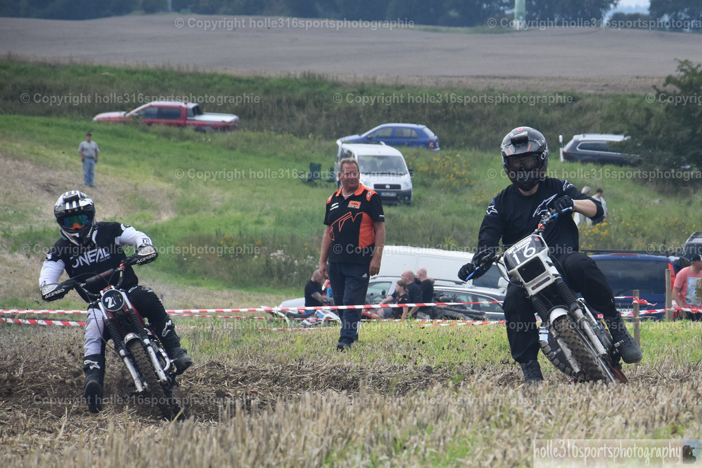 DSC_0804 (2) | Sportfotografie , Motorsport, Motoross, Reitsport, Mointainbike, Enduro,
Landschaft , Outdoor, Eventfotografie, Landschaft, Bilder online bestellen - Realisiert mit Pictrs.com