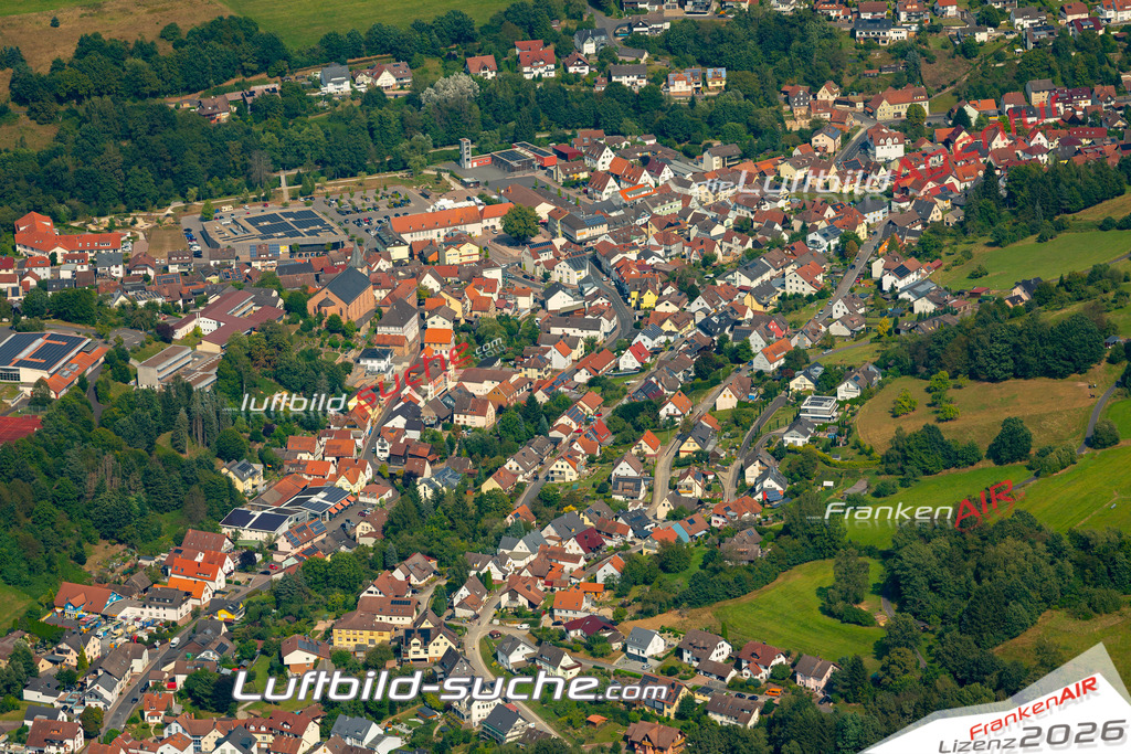 Das Luftbild zeigt :  Frammersbach - Die Luftaufnahme wurde 2024 vom UL-Flugzeug aus erstellt ( keine Drohne ) - Hochauflösende Luftaufnahme - Für grossformatige Ausdrucke geeignet. Die Geschenkidee !Mit Lizenz und Bildrechte bestellbar