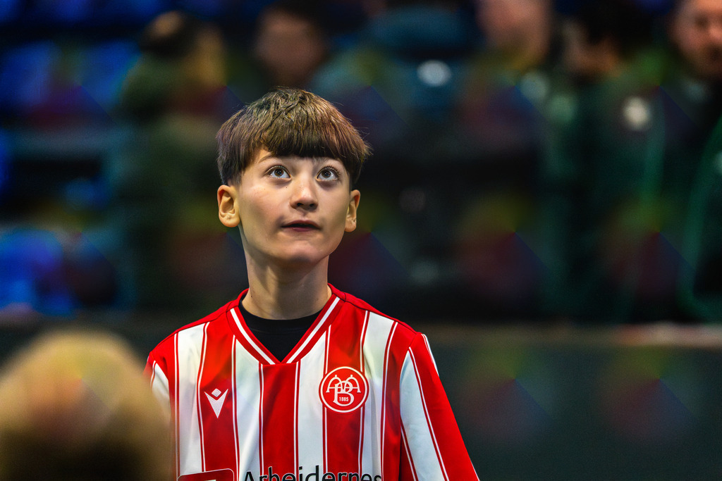 _BLR8461 | Professionelle Fußball- und Sportfotografie. Spielbilder online ansehen und kaufen – Einzelbilder oder komplette Galerien in hoher Qualität. - Realisiert mit Pictrs.com