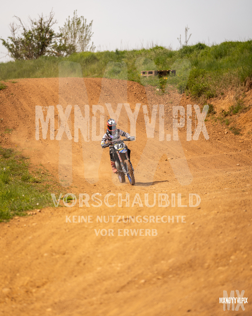 866A4264 | mxndyyvipix