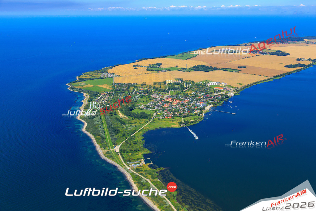 Die Luftaufnahme der Stadt Dranske wurde vom UL-Flugzeug heraus erstellt ( keine Drohne )- hohe Auflösung für beste Qualität