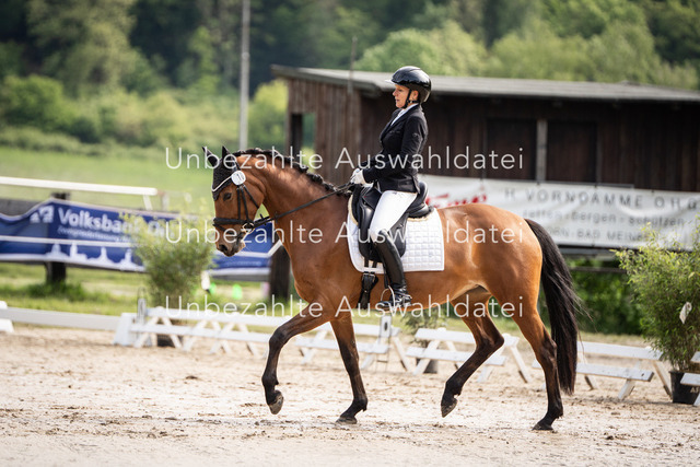 Bad_Meinberg_08078 | saradresslerfotografie - Realisiert mit Pictrs.com