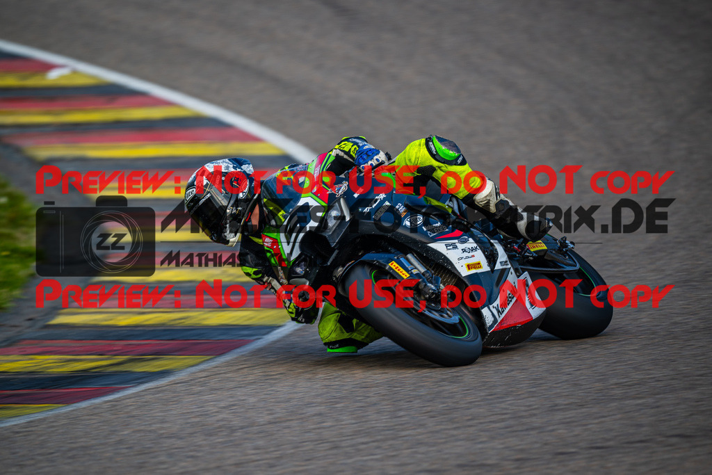 MaZZes_FotoMatrix_240504_6007705_6282 | STK1000